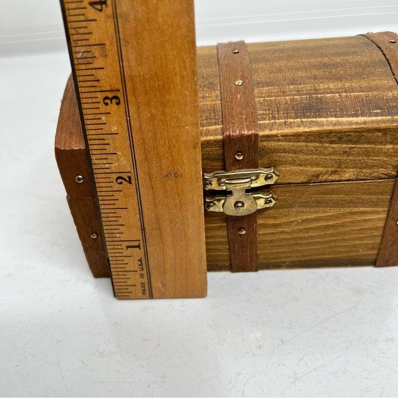 Wooden trinket box - Picture 13 of 14